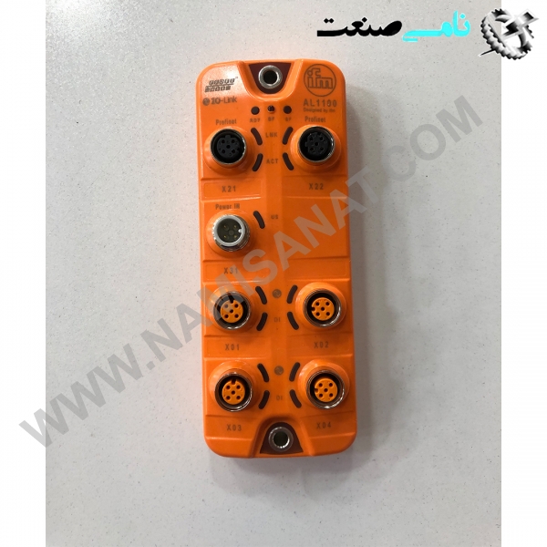 AL1100, واردات قطعات ,PEPERL FUCHS نامی صنعت,تجهیزات صنعتی,نمایندگی فروش سایر برند ها,نمایندگی فوش ایر برند های ABB,NAMISANAT,IFM,پترو شیمی ,فولاد,شرکت بازرگانی,نامی ,صنعت, سسایر سیستم ها,سیستم ها ,وکانکتور,مانیتور  ind.electronics,الکترونیک صنعتی,Encoders MEASUREMENT ,&INSTRUMENT,اندازه گیری و ابزار دقیق ind.power,برق صنعتی , Induction welding,,جوش القایی, hydraulic-pneumatic,,, هیدرولیک ,IFM,IFM ELECTRONIC,SENSOR,PHOTOELECTRIC,AL1100 ,AL110,AL11,AL1SENSOR,MEASUREMENT & INSTRUMENT,INDUCTIVE SENSOR, TEMPERATURE SENSOR, PRESSURE SENSOR, PHOTOELECTRIC SENSOR, PROXIMITY SENSOR, FLOW SENSOR,Diffuse reflection sensor with background suppression,NAMISANAT.COM,https:,,www.namisanat.com,per, ای اف ام, ای اف ام الکترونیک, ای اف ام الکترونیک,ابزار دقیق و اندازه گیری,سنسور القایی,سنسور دما ,سنسور فشار,سنسور فتو الکتریک,سنسور چشمی,سنسور ای اف ام,سنسور چشمی ای اف ام الکترونیک,سنسور مجاورت,سنسور جریان,سنسور انعکاس پراکنده با سرکوب پس زمینه,  سنسور فتو الکتریک یا سنسور نوری، جهت تشخیص فاصله، حضور یا عدم حضور یک جسم مورد استفاده قرار می گیرد. این سنسور از یک فرستنده نوری و یک گیرنده فتوالکتریک، تشکیل شده است که در صنایع بسیاری مورد استفاده قرار می گیرد.  هایپر صنعت فامکو سه نوع پر کاربرد این سنسور از لحاظ نوع کاربری به شرح زیر می باشد به مشتریان عزیر ارائه می نماید:  سنسور نوری (دو طرفه through beam) سنسور نوری (آینه‌ای retro-reflective) سنسور نوری (یک طرفه Diffuse-reflective) سنسور فتوالکتریک نوعی سنسور نوری است که از تابش و بازتاب نور برای تشخیص حضور یا عدم حضور یک شیء استفاده می‌کند. این سنسورها از دو بخش اصلی تشکیل شده‌اند: منبع نور و آشکارساز نوری. منبع نور بسمت شیء تابیده می‌شود و بازتاب یا قطع شدن آن توسط آشکارساز نوری تشخیص داده می‌شود سنسورهای پرتوی مستقیم (Through-beam) در سنسورهای پرتوی مستقیم، فرستنده و گیرنده در دو نقطه مقابل هم قرار می‌گیرند و یک پرتوی نور بین آن‌ها ارسال می‌شود. وقتی یک شیء این پرتو را قطع کند، گیرنده، تغییر در شدت نور را تشخیص می‌دهد و سیگنالی ارسال می‌کند که نشان‌دهنده حضور شیء است.     سنسورهای بازتابی (Retro-reflective) در سنسورهای بازتابی، فرستنده و گیرنده در یک نقطه قرار دارند و یک بازتابنده در مقابل آن‌ها قرار می‌گیرد. نور از فرستنده به بازتابنده می‌رسد و به گیرنده بازمی‌گردد. وقتی یک شیء این پرتو را قطع کند، گیرنده، تغییر در شدت نور بازتابی را تشخیص می‌دهد و سیگنالی ارسال می‌کند.     سنسورهای پراکنده (Diffuse) در سنسورهای پراکنده، فرستنده و گیرنده در یک نقطه قرار دارند و نور از فرستنده به شیء برخورد کرده و به گیرنده بازمی‌گردد. وقتی یک شیء در مسیر نور قرار گیرد، گیرنده، تغییر در شدت نور بازتابی را تشخیص می‌دهد و سیگنالی ارسال می‌کند اجزای سنسورهای فوتوالکتریک سنسورهای فوتوالکتریک از اجزای مختلفی تشکیل شده‌اند که هر‌کدام نقش مهمی در عملکرد کلی این دستگاه‌ها ایفا می‌کنند. در ادامه، به هر یک از این اجزا و نقش آن‌ها در عملکرد سنسورهای فوتوالکتریک خواهیم پرداخت:        فرستنده نور فرستنده نور، بخشی از سنسور است که نور را تولید و ارسال می‌کند. این نور معمولاً مادون قرمز یا قرمز مرئی است و به‌سمت شیء مورد‌نظر ارسال می‌شود. فرستنده‌ها معمولاً از دیودهای نوری (LED) یا لیزرها برای تولید نور استفاده می‌کنند. همچنین، انتخاب منبع نور بستگی به عواملی نظیر طول موج و شدت نور دارد.     گیرنده نور گیرنده نور، بخشی از سنسور است که نور بازتابی یا قطع شده را دریافت می‌کند. این گیرنده‌ها معمولاً از فوتوترانزیستورها یا فتودیودها تشکیل شده‌اند که تغییرات در شدت نور را تشخیص می‌دهند و آن را به سیگنال‌های الکتریکی تبدیل می‌کنند. گیرنده‌ها باید به‌گونه‌ای طراحی شوند که بتوانند نور ارسال شده توسط فرستنده را به‌درستی تشخیص دهند.     مدار تقویت‌کننده مدار تقویت‌کننده، وظیفه تقویت سیگنال‌های دریافتی از گیرنده را بر‌عهده دارد. این مدارها سیگنال‌های ضعیف را تقویت می‌کنند تا بتوانند به‌درستی پردازش شده و به خروجی‌های قابل استفاده تبدیل شوند. همچنین، تقویت‌کننده‌ها نقش حیاتی در افزایش دقت و قابلیت اطمینان سنسورهای فوتوالکتریک دارند.     خروجی بخش خروجی سنسور، سیگنال‌های تقویت شده را به خروجی‌های قابل استفاده تبدیل می‌کند. این خروجی‌ها می‌توانند به‌صورت دیجیتال یا آنالوگ باشند و برای کنترل دستگاه‌های مختلف هم‌چون رله‌ها، لامپ‌ها یا سیستم‌های کنترلی استفاده شوند. همچنین، خروجی‌ها نقش مهمی در ارتباط سنسور با سایر اجزای سیستم دارند.     کاربردهای سنسورهای فوتوالکتریک سنسورهای فوتوالکتریک به‌دلیل دقت بالا و قابلیت اطمینان در شرایط مختلف محیطی، در صنایع مختلف کاربردهای گسترده‌ای دارند. این سنسورها می‌توانند به‌طور موثری در تشخیص و کنترل فرآیندهای مختلف به‌کار گرفته شوند. در ادامه، به بررسی برخی از کاربردهای مهم سنسورهای فوتوالکتریک در صنایع مختلف پرداخته‌ایم:     صنعت خودروسازی در صنعت خودروسازی، سنسورهای فوتوالکتریک برای تشخیص و شمارش قطعات در خطوط تولید و مونتاژ استفاده می‌شوند. این سنسورها می‌توانند به‌دقت حضور یا عدم حضور قطعات را تشخیص دهند و به سیستم‌های کنترلی اطلاع دهند تا فرآیند تولید به‌صورت خودکار و بدون وقفه ادامه یابد. همچنین، این سنسورها در سیستم‌های کنترل کیفیت برای بررسی دقیق قطعات و اطمینان از مطابقت آن‌ها با استانداردهای تعیین شده به‌کار می‌روند.     صنعت بسته‌بندی در صنعت بسته‌بندی، سنسورهای فوتوالکتریک برای تشخیص حضور بسته‌ها و کنترل فرآیند بسته‌بندی استفاده می‌شوند. این سنسورها می‌توانند به‌دقت تعداد بسته‌ها را شمارش کنند و از صحت و کامل بودن فرآیند بسته‌بندی اطمینان حاصل نمایند. همچنین، در سیستم‌های اتوماسیون بسته‌بندی، این سنسورها نقش مهمی در هماهنگی بین دستگاه‌های مختلف و جلوگیری از تداخل و اشتباهات دارند.     سیستم های امنیتی سنسورهای فوتوالکتریک در سیستم‌های امنیتی برای تشخیص ورود غیرمجاز به مناطق حفاظت شده استفاده می‌شوند. این سنسورها می‌توانند به‌سرعت حضور افراد یا اشیاء را تشخیص داده و به سیستم‌های هشداردهنده اطلاع دهند. این ویژگی‌ها باعث می‌شود که سنسورهای فوتوالکتریک به‌عنوان یکی از ابزارهای اصلی در سیستم‌های امنیتی و نظارتی به‌کار گرفته شوند.     صنعت داروسازی در صنعت داروسازی، سنسورهای فوتوالکتریک برای کنترل دقیق فرآیندهای تولید و بسته‌بندی داروها استفاده می‌شوند. این سنسورها می‌توانند به‌دقت تعداد و موقعیت قرص‌ها و کپسول‌ها را تشخیص دهند و از صحت و کامل بودن بسته‌بندی‌ها اطمینان حاصل کنند. همچنین، در سیستم‌های اتوماسیون داروسازی، این سنسورها نقش مهمی در هماهنگی بین دستگاه‌های مختلف و جلوگیری از تداخل و اشتباهات دارند.     مزایای سنسورهای فوتوالکتریک سنسورهای فوتوالکتریک دارای مزایای متعددی هستند که آن‌ها را به یکی از ابزارهای اصلی در سیستم‌های اتوماسیون و کنترل صنعتی تبدیل کرده است. در ادامه، به این مزایا اشاره کرده‌ایم:  دقت بالا: یکی از مهم‌ترین مزایای سنسورهای فوتوالکتریک دقت بالای آن‌ها در تشخیص اشیاء است. این سنسورها می‌توانند به‌دقت حضور یا عدم حضور اشیاء را در فاصله‌های مختلف تشخیص دهند، حتی اگر اشیاء دارای رنگ‌ها یا سطوح مختلف باشند. این ویژگی باعث می‌شود که سنسورهای فوتوالکتریک در کاربردهایی که نیاز به‌دقت بالا دارند، هم‌چون خطوط تولید و مونتاژ، بسیار مفید باشند. سرعت پاسخ‌دهی بالا: سنسورهای فوتوالکتریک دارای سرعت پاسخ‌دهی بسیار بالایی هستند که به آن‌ها اجازه می‌دهد به‌سرعت تغییرات در محیط را تشخیص دهند و واکنش نشان دهند. این ویژگی به‌ویژه در کاربردهایی که نیاز به واکنش سریع دارند، هم‌چون سیستم‌های امنیتی و کنترل فرآیندهای صنعتی، بسیار مهم است. قابلیت اطمینان بالا: سنسورهای فوتوالکتریک دارای قابلیت اطمینان بالا در شرایط مختلف محیطی هستند. این سنسورها می‌توانند در محیط‌های صنعتی با شرایط سخت هم‌جون گرد و غبار، رطوبت و دماهای بالا به‌خوبی عمل کنند. این ویژگی باعث می‌شود که سنسورهای فوتوالکتریک به‌عنوان یکی از ابزارهای اصلی در بهبود کارایی و ایمنی فرآیندهای صنعتی شناخته شوند. نصب و نگهداری آسان: سنسورهای فوتوالکتریک به‌دلیل طراحی ساده و کارآمد، نصب و نگهداری آسانی دارند. این سنسورها معمولاً نیاز به تنظیمات پیچیده ندارند و می‌توانند به‌سرعت و به‌راحتی در سیستم‌های مختلف نصب شوند. همچنین، نگهداری این سنسورها شامل تمیز کردن منظم فرستنده و گیرنده برای جلوگیری از تجمع گرد و غبار و آلودگی است. انعطاف‌پذیری در کاربردها: سنسورهای فوتوالکتریک به‌دلیل تنوع در انواع و مدل‌های مختلف، قابلیت استفاده در کاربردهای متنوعی را دارند. این سنسورها می‌توانند در صنایع مختلف از جمله خودروسازی، بسته‌بندی، امنیت و داروسازی به‌کار گرفته شوند و به‌دقت و کارایی فرآیندهای مختلف کمک کنند.    کلام آخر سنسورهای فوتوالکتریک ابزارهای پیشرفته‌ای هستند که با استفاده از تکنولوژی نور، توانایی تشخیص فاصله، حضور یا عدم حضور اشیاء را دارند. این سنسورها به‌دلیل دقت بالا، سرعت پاسخ‌دهی سریع و قابلیت اطمینان در شرایط مختلف محیطی، به‌طور گسترده‌ای در صنایع مختلف از جمله خودروسازی، بسته‌بندی، امنیت و داروسازی استفاده می‌شوند.  اجزای اصلی این سنسورها شامل فرستنده نور، گیرنده نور، مدار تقویت‌کننده و خروجی هستند که هر کدام نقش حیاتی در عملکرد کلی دستگاه ایفا می‌کنند. انواع مختلف سنسورهای فوتوالکتریک، از جمله سنسورهای پرتوی مستقیم، بازتابی و پراکنده، هر کدام برای کاربردهای خاصی طراحی شده‌اند و مزایای منحصر به‌فردی دارند.  به‌طور کلی، سنسورهای فوتوالکتریک با ارائه دقت و قابلیت اطمینان بالا، نقش مهمی در بهبود کارایی و ایمنی فرآیندهای صنعتی ایفا می‌کنند. این سنسورها با توانایی تشخیص دقیق و سریع، به‌عنوان یکی از ابزارهای اصلی در سیستم‌های اتوماسیون و کنترل صنعتی شناخته می‌شوند.     سوالات متداول 1. چگونه می‌توان سنسورهای فوتوالکتریک را نصب کرد؟  نصب سنسورهای فوتوالکتریک بستگی به نوع سنسور و کاربرد آن دارد. برای سنسورهای پرتوی مستقیم، فرستنده و گیرنده باید در دو نقطه مقابل هم قرار گیرند. برای سنسورهای بازتابی، فرستنده و گیرنده در یک نقطه قرار دارند و یک بازتابنده در مقابل آن‌ها قرار می‌گیرد. برای سنسورهای پراکنده، فرستنده و گیرنده در یک نقطه قرار دارند و نور به‌سمت شیء ارسال می‌شود.     2. چگونه می‌توان از سنسورهای فوتوالکتریک نگهداری کرد؟  نگهداری سنسورهای فوتوالکتریک شامل تمیز کردن منظم فرستنده و گیرنده برای جلوگیری از تجمع گرد و غبار و آلودگی است. همچنین، بررسی و تنظیم دقیق سنسورها برای اطمینان از عملکرد صحیح آن‌ها ضروری است.     3. چگونه می‌توان سنسورهای فوتوالکتریک را تنظیم کرد؟  تنظیم سنسورهای فوتوالکتریک بستگی به نوع سنسور و کاربرد آن دارد. برای تنظیم این سنسورها، ابتدا باید فرستنده و گیرنده را به‌درستی در محل مورد‌نظر نصب کنید. سپس با استفاده از تنظیمات موجود در سنسور، می‌توانید حساسیت و فاصله تشخیص را تنظیم کنید. برخی از سنسورها دارای دکمه‌ها یا پیچ‌های تنظیم هستند که به شما اجازه می‌دهند پارامترهای مختلف را به‌دقت تنظیم کنید.     4. چگونه می‌توان مشکلات سنسورهای فوتوالکتریک را عیب‌یابی کرد؟  برای عیب‌یابی سنسورهای فوتوالکتریک، ابتدا باید از تمیز بودن فرستنده و گیرنده اطمینان حاصل کنید. گرد و غبار و آلودگی می‌تواند عملکرد سنسور را مختل کند. سپس بررسی کنید که آیا سنسور به‌درستی نصب شده و تنظیمات آن صحیح است. اگر مشکل همچنان باقی است، می‌توانید از دستگاه‌های تست و ابزارهای عیب‌یابی استفاده کنید تا مشکلات الکتریکی یا مکانیکی را شناسایی کنید.     5. چه عواملی می‌توانند بر عملکرد سنسورهای فوتوالکتریک تأثیر بگذارند؟  عوامل مختلفی از جمله گرد و غبار، رطوبت، دما و نور محیط می‌توانند بر عملکرد سنسورهای فوتوالکتریک تأثیر بگذارند. همچنین، اشیاء با سطوح بازتابی یا شفاف می‌توانند باعث اختلال در عملکرد سنسور شوند. برای بهبود عملکرد سنسور، می‌توانید از محافظ‌ها و فیلترهای مناسب استفاده کرده و سنسور را در محیط‌های مناسب نصب کنید