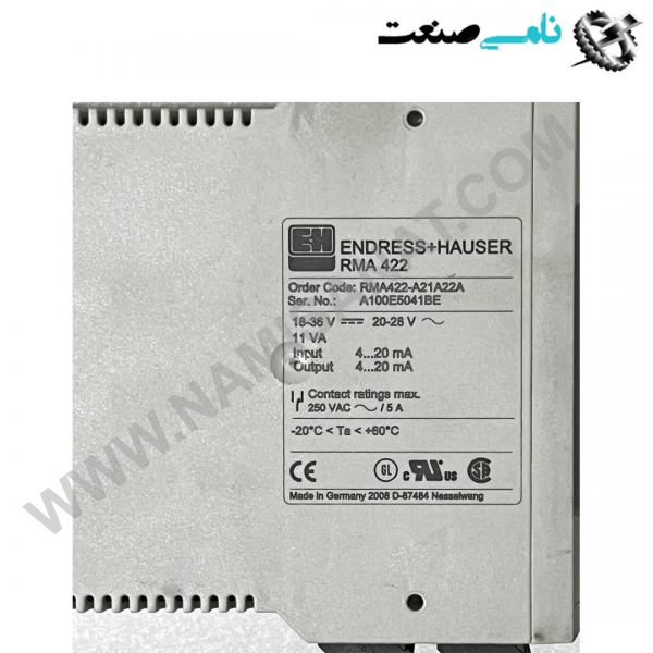 RMA422-A21A22A, واردات قطعات ,PEPERL FUCHS نامی صنعت,تجهیزات صنعتی,نمایندگی فروش سایر برند ها,نمایندگی فوش ایر برند های ABB,NAMISANAT,IFM,پترو شیمی ,فولاد,شرکت بازرگانی,نامی ,صنعت, سسایر سیستم ها,سیستم ها ,وکانکتور,مانیتور  ind.electronics,الکترونیک صنعتی,Encoders MEASUREMENT ,&INSTRUMENT,اندازه گیری و ابزار دقیق ind.power,برق صنعتی , Induction welding,,جوش القایی, hydraulic-pneumatic,,هیدرولیکPRODUCTS, TRANSMITTER,E+H, ICK20F1,ICK20F,ICK20,ICK2,ICK ,NAMISANAT.CO,https:,,www.namisanat ترانسمیتر چیست؟ از ترکیب دو واژه TRANSFER+METER گرفته شده است. یعنی تجهیزی که بتواند یک کمیت فیزیکی را اندازه گیری کرده(METERING)وآن را به مکانی دورتر مثل اتاق کنترل انتقالTRANSFER دهد.  می تواند نیوماتیکی و یا الکترونیکی باشد. در هر دو مورد،سیگنال ارسالی استاندارد بوده و برای تجهیزاتی که در LOOP کنترل قرار دارند قابل فهم می باشد. در نوع الکترونیکی جریان 20-4 میلی امپر و در نوع نیوماتیکی فشار هوای 15-3 PSI یا bar از سوی TRANSMITTER به کنترلرهای الکترونیکی و نیوماتیکی ارسال می شود. ترانسمیتر صنعتی چیست؟ به بیان دیگر ترانسمیتر صنعتی ابزاری است که برای اندازه گیری کمیت ها و پارامتر های مختلف نظیر دما، فشار، رطوبت، سطح مایعات، فلو، گاز های های محیطی و مواردی از این دست استفاده می گردند. مقادیر اندازه گیری را به صورت جریان الکتریکی استاندارد در بازه 4 تا 20 میلی آمپر روی یک زوج سیم ارسال می نمایند. ترانسمیتر ایزوله (TRANSMITTER) جهت تبدیل انواع سیگنال های آنالوگ با دقت و کیفیت عالی به کار می رود.  پشتیبانی از تمامی سیگنال ها و رنج های مختلف اندازه گیری شامل سیگنال 4 تا 20 میلی آمپر DC، 0 تا 20 میلی آمپر DC، 0 تا 5 ولت DC، 0 تا 10 ولت DC، انواع ترموکوپل (Thermocouple) J,K,B,R,S,T,E,N، انواع RTD و PT100، پتانسیومتر (Potentiometer)، مقاومت (Resistance) ، ورودی و خروجی کاملا ایزوله در برابر نویز و نوسانات برق، فیلترینگ و تقویت سیگنال از نکات مهم در ترانسمیتر می باشد. خروجی بدست آمده از ترانسمیتر ها قابل استفاده در نمایشگر ها، سیستم های پی ال سی (PLC) و تمام تجهیزات کنترلی می باشد. امروزه ترانسمیتر مصرف زیادی در صنایع نفت، گاز، پتروشیمی، فولاد، سیمان، ریخته گری، داروسازی، مهندسی پزشکی و بطور کلی هر سیستمی که نیاز به اتوماسیون صنعتی دارد، پیدا نموده است.  ساختار ترانسمیتر ها بطور كلي ترانسميتر ها از سه قسمت اصلي حس كننده، مبدل(ترانسديوسر) و تقويت كننده تشكيل مي شود. ترانسميترها درانواع الكتريكي و نيوماتيكي طراحی مي شوند.  خروجي ترانسميتر هاي الكتريكي بين ۴ تا ۲۰ ميلي آمپر و ترانسميتر هاي نيوماتيكي بين ۳ تا ۱۵ psi بر حسب تغييرات كميت ورودي مي تواند تغيير كند. براي مدرج كردن و يا كاليبره كردن ترانسميتر ها طبق دستور سازنده با دادن ورودي هاي معين و معلوم خروجي را تنظيم مي كنيم .  لینک های مفید: ترانسمیتر روزمونت , ترانسمیتر ویکا   کاربرد ترانسمیتر ها سنسورها و ترانسمیتر ها اجزای یک پروسه صنعتی هستند که کاربردهای فراوانی در پروسه های متنوع دارند. امروزه مصرف زیادی در صنایع نفت، گاز، پتروشیمی، فولاد، سیمان، ریخته گری، داروسازی، مهندسی پزشکی و بطور کلی هر سیستمی که نیاز به اتوماسیون صنعتی دارد، پیدا نموده است.  کاربرد عمده این قطعات در ارزیابی عملکرد سیستم و ارائه یک فیدبک با مقدار و وضعیت مناسب است که بدین ترتیب کنترلر سیستم متوجه وضعیت کارکرد آن و چگونگی حالت خروجی خواهد شد . انواع ترانسمیتر ترانسمیتر ها در صنعت دارای انواع بسیار گوناگونی میباشند که هریک با توجه به پارامتری که اندازه گیری میکنند و نوع سیگنالی که برای سیستم های کنترلی ارسال میکنند طبقه بندی میشوند. این ترانسمیتر ها در حوزه ابزار دقیق برای اندازه گیری پارامترهایی مانند فشار، دما، جریان و سطح مورد استفاده قرار میگیرند. بنابراین این ترانسمیتر ها شامل:  ترانسمیتر فشار و اختلاف فشار: این ترانسمیترها برای اندازه گیری فشار یا اختلاف فشار در سیستم های صنعتی استفاده می شوند. آنها سیگنال خروجی را بر اساس فشار ورودی تولید می کنند و می توانند سیگنال آنالوگ یا دیجیتال داشته باشند.  ترانسمیتر دما (ترانسمیتر دما هد مونت، ریل مونت و فیلد مونت): این ترانسمیترها برای اندازه گیری دما در صنعت استفاده می شوند. آنها می توانند از انواع مختلفی مانند ترانسمیتر دمای هد مونت، ریل مونت و فیلد مونت باشند.  ترانسمیتر فلو (فلو ترانسمیتر های مغناطیسی، ورتکس، کوریولیس، توربینی و…): این ترانسمیترها برای اندازه گیری جریان مواد در سیستم های صنعتی استفاده می شوند. آنها می توانند از انواع مختلفی مانند ترانسمیترهای مغناطیسی، ورتکس، کوریولیس و توربینی باشند.  ترانسمیتر  سطح ( ترانسمیتر سطح راداری، التراسونیک، دیسپلیسری و ترانسمیتر های فشار هیدرو استاتیکی و …): این ترانسمیترها برای اندازه گیری سطح مواد در سیستم های صنعتی استفاده می شوند. آنها می توانند از انواع مختلفی مانند ترانسمیترهای سطح راداری، التراسونیک، دیسپلیسری و ترانسمیترهای فشار هیدرو استاتیکی باشند.  ترانسمیتر های دیگری که در صنایع مورد استفاده میباشند شامل ترانسمیتر های پارامترهای شیمیایی مانند ترانسمیتر آنالایزر های PH، ORP، CO2 و … سایر پارامتر های شیمایی میباشند.