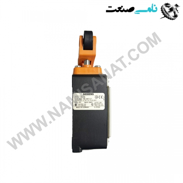 3SE3120-1E, واردات قطعات ,PEPERL FUCHS نامی صنعت,تجهیزات صنعتی,نمایندگی فروش سایر برند ها,نمایندگی فوش ایر برند های ABB,NAMISANAT,IFM,پترو شیمی ,فولاد,شرکت بازرگانی,نامی ,صنعت, سسایر سیستم ها,سیستم ها ,وکانکتور,مانیتور  ind.electronics,الکترونیک صنعتی,Encoders MEASUREMENT ,&INSTRUMENT,اندازه گیری و ابزار دقیق ind.power,برق صنعتی , Induction welding,,جوش القایی, hydraulic-pneumatic,,هیدرولیک  TZ1RE024BHA- 3SE3120-1E,3SE3120-1,3SE3120-,3SE3120,3SE312,3SE31,3SE3,3SE, SIEMENS,MICRO,MICPSWITCH,SWITCHS,EUCHNER,SAFETY SWITH,IND.POWER,E+H,IND.AUTOMATION,FLOWMETE,BOARD,BOARD E+H,ENDRESS+HAUSER,NAMISANAT.CO,https:,,www.namisanat.com,per, میکروسویچ,میکروسوییچ,برق صنعتی,اینچر,سوییچ,میکرو,فلومتر,  میکروسوئیچ در واقع کلیدی است که با فشار فیزیکی بسیار کوچکی تحریک می‌شود، استفاده از میکروسوییچ‌ها به علت هزینه پایین و عمر مفید بالا بسیار رایج است. این کلید ها ساده‌ترین قطعه برای مشخص کردن موقعیت اجسام متحرک هستند. این قطعه به صورت مکانیکی، برگشت پذیر و بدون نیاز به تغذیه بوده و در مسیر حرکت تجهیزات نصب می‌شود ساده‌ترین قطعه برای مشخص کردن موقعیت اجسام متحرک، میکروسوئیچ است. این کلید‌ها ساده‌ترین قطعه برای مشخص کردن موقعیت اجسام متحرک هستند. این قطعه به صورت مکانیکی، برگشت پذیر و بدون نیاز به تغذیه بوده و در مسیر حرکت تجهیزات نصب می‌شود.  میکروسوئیچ در واقع کلیدی است که با فشار فیزیکی بسیار کوچکی تحریک می‌شود، استفاده از میکروسوییچ‌ها به علت هزینه پایین و عمر مفید بالا بسیار رایج است. این کلید ها ساده‌ترین قطعه برای مشخص کردن موقعیت اجسام متحرک هستند. این قطعه به صورت مکانیکی، برگشت پذیر و بدون نیاز به تغذیه بوده و در مسیر حرکت تجهیزات نصب می‌شود.  میکروسوییچ‌ها از دیگر ابزار‌های کلیدزنی در جابجایی‌های کوچک محرک می‌باشند که فارغ از سرعت محرک باعث جابجایی به ‌نسبت زیاد کنتاکت‌های الکتریکی میکروسوییچ خواهند شد که سرعت زیادی دارد. بیشتر طراحی‌های موفق از پدیده پسماند نیز بهره می‌برند، بدین معنی که حرکت کوچک محرک در جهت معکوس برای بازگرداندن کنتاکت‌ها به حالت اولیه کافی نخواهد بود و محرک باید به اندازه قابل توجهی در جهت عکس حرکت کند.  یک میکروسوئیچ (micro switch) که گاهی اوقات “کلید مینیاتور سریع (فنری)” نامیده میشود، یک نوع کلید با اتصال آنی و لحظه ای است که بطور گسترده در ابزار خودرو، صنعت و پزشکی بعنوان سنسور استفاده می شود. این سوئیچ به دلیل نام کمپانی Micro ، اولین شرکت سازنده ی این نوع کلید بصورت تجاری؛ “میکرو” نام گرفت. محرک این سوئیچ ها اغلب دارای یک چرخ محوری در بالای یک دکمه ی فشاری است. این سوئیچ بطور گسترده ای در برنامه های سیستم کنترل از قبیل اتصالات سوئیچ های ایمنی در آسانسورها، دستگاه های فروش و غیره استفاده می شود.  کاربرد میکروسوئیچ ازجمله کاربرد میکروسوئیچ در تابلو‌های کنترل به ویژه مدار فرمان است که عمل قطع و وصل جریان الکتریکی مدار را کنترل می‌کند. میکروسوئیچ معمولا یک مکانیسم فنری دارد که به سرعت عملکرد آن کمک می‌کند و با کوچک‌ترین ضربه یا تحریک شاسی، عمل مکانیکی مورد نیاز برای تغییر وضعیت کنتاکت‌ها را انجام خواهد شد. ولتاژ و جریان کار و طراحی بازوی (شاسی) میکروسوئیچ‌ها متناسب با کاربرد متفاوت خواهد بود. از جمله کاربرد های دیگر میکروسوئیچ‌ می توان به موارد زیر اشاره کرد:  • کنترل ایمنی آسانسور‌ها و بالابر‌ها  • شمارش قطعات عبوری  • اتوموبیل سازی  • تشخیص انسداد در خط تولید  • کنترل نوار نقاله در کارخانه‌ها  • رباتیک و برد‌های مختلف ساختار و اجزای داخلی میکروسوئیچ ساختار داخلی میکروسوئیچ‌ دقیقاً مثل یک پوش باتن دوبل است و معمولاً یک کنتاک NO (در حالت عادی باز) و یک کنتاکت NC (در حالت عادی بسته) دارند. میکروسوئیچ دارای یک قسمت متحرک، تعدادی پلاتین، فنر و یک قاب برای محافظت از اجزای داخلی و ایجاد شرایط نصب می‌باشد.  اجزا اصلی میکروسوئیچ اهرم هر میکروسوئیچ یک شاسی دارد که جسم یا به عبارتی هدف با این شاسی برخورد می‌کند وکنتاکت‌ها تغییر وضعیت خواهند داد.  عملگر این بخش به اهرم متصل است و حرکت خطی، عمودی و یا دورانی اهرم را به تغییر وضعیت در کنتاکت‌ها تبدیل می‌کند.  بدنه سوئیچ شامل کنتاکت می‌باشد و حالت آن توسط عملگر کنترل می‌شود.  پایانه‌های الکتریکی پایانه‌ها به کنتاکت‌های سوئیچ متصل شده اند و سیم‌ها را از طریق پیچ‌های پایانه به سوئیچ متصل می‌کنند.  انواع میکروسوئیچ در دو دسته اهرمی و پیستونی دسته بندی می‌شوند.  محرک‌های پرکاربرد پیستون فشاری پین فشاری بازوی غلطکی بازوی ساده پیستون غلطکی ۱۸۰ درجه پیستون غلطکی ۹۰ درجه عملکرد میکروسوئیچ در حالت عادی میکروسوئیچ‌ها ۳ عدد پایه به نام‌های COM، NC و NO دارند که به هنگام فشردن شستی پایه COM از پایه NC جدا و به پایه NO متصل می‌شود و موقعی که شاسی فشرده نشده باشد پایه COM به پایه NC متصل میماند.  عملکرد میکروسوئیچ  مزایا میکروسوئیچ مزایا و معایب میکروسوئیچ میکروسوئیچ ها دارای چندین مزیت برای طراحی هستند که از جمله آن ها می توان به موارد زیر اشاره کرد:  از نظر طراحی مدار معمولاً ساده و سر راست هستند. تقریباً در هر محیط صنعتی به خوبی کار می کنند. دقت و تکرارپذیری بالایی دارند. این قطعات مصرف برق کمی دارند و به اصطلاح کم مصرف هستند. قابلیت سوئیچینگ بارهای القایی زیاد (High-Inductance Load) را دارند. می توان از آن ها برای سوئیچینگ چندین بار استفاده کرد. نصب آن ها ساده است. مقاومت فیزیکی خوبی دارند و بنابراین در مکان های پرخطر قابل اعتماد هستند. معمولاً کنتاکت های الکتریکی قدرتمندی دارند، بدین معنی که می توان از آن ها برای تغییر مستقیم جریان بالاتر بدون نیاز به استفاده از رله کنترل ثانویه استفاده کرد. افت ولتاژ کمی دارند و در برابر نویز الکتریکی نیز مقاوم هستند. معایب میکروسوئیچ میکروسوئیچ معایبی نیز دارند؛ بنابراین ممکن است برای هر کاربردی مناسب نباشند و محدودیت هایی ایجاد کنند. سه مورد از معایب این قطعه پرکاربرد عبارت اند از:  – از آن جاکه میکروسوئیچ ها به عملکرد مکانیکی متکی هستند، معمولاً در تجهیزاتی که با سرعت نسبتاً کم کار می کنند، استفاده می شوند.  – این قطعات حسگرهای تماسی هستند، به این معنی که برای فعال شدن نیاز به تماس فیزیکی با هدف دارند.  – ماهیت طراحی مکانیکی آن ها بدین صورت است که دستگاه ها به مرور زمان دچار سایش یا فرسودگی مکانیکی می شوند و در نهایت نیاز به تعویض خواهند داشت.  انواع میکروسوئیچ از نظر واکنش به تحریک انواع میکروسوئیچ  1- میکروسوئیچ های معمولی در حالت عادی وقتی نیرویی به میکروسوئیچ اعمال نشود اهرم و در نتیجه کنتاکت ها به حالت عادی بر می گردند.  ۲- قفل,تنظیم مجدد سوئیچ های قفل و تنظیم مجدد (Latch and Reset) در کاربردهای مختلف عملکردهای متفاوتی دارند. این سوئیچ ها پس از فعال شدن به حالت عادی برنمی گردند و باید این کار توسط اپراتور انجام شود.  3- سوئیچ لچ