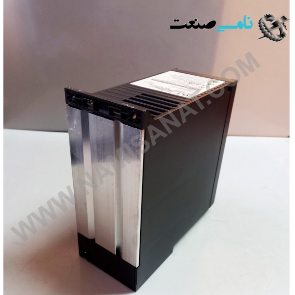 132F0020/FC-051P1K5T4E20H3BX, واردات قطعات ,PEPERL FUCHS نامی صنعت,تجهیزات صنعتی,نمایندگی فروش سایر برند ها,نمایندگی فوش ایر برند های ABB,NAMISANAT,IFM,پترو شیمی ,فولاد,شرکت بازرگانی,نامی ,صنعت, سسایر سیستم ها,سیستم ها ,وکانکتور,مانیتور  ind.electronics,الکترونیک صنعتی,Encoders MEASUREMENT ,&INSTRUMENT,اندازه گیری و ابزار دقیق ind.power,برق صنعتی , Induction welding,,جوش القایی, hydraulic-pneumatic,,هیدرولیک   132F0020,FC-051P1K5T4E20H3BX,132F0020,FC-051P1K5T4E20H3B,132F0020,FC-051P1K5T4E20H3,132F0020,FC-051P1K5T4E20H,132F0020,FC-051P1K5T4E20,132F0020,FC-051P1K5T4E2,132F0020,FC-051P1K5T4E,132F0020,FC-051P1K5T4E2,132F0020,FC-051P1K5T,132F0020,FC-051P1K5,132F0020,FC-051P1K,132F0020,FC-051P,132F0020,FC-051,132F0020,FC-05,132F0020,FC-051P1K,132F0020,FC-051P1,132F0020,FC-051P,132F0020,FC-051,132F0020,FC-05,132F0020,FC-0,132F0020,FC,132F0020,F,132F0020,132F002,132F00,132F0,132F,132, DANFOSS,IND.Automatin,DRIVE,INVERTER,DRIVE INVERTER,CONTROLPANEL, NAMISANAT.CO,https:,https:,,www.namisanat.com,per, دانفوس,دنفوس,اتوماسیون صنعتی,درایو,اینورتر,درایو-اینورتر,کنترل پنل   درایو اینورتر صنعتی چیست؟ | راهنمای کامل کاربردها و مزایا اتوماسیون صنعتی درایر (یا اینورتر) به کنترل دقیق سرعت موتورهای الکتریکی با استفاده از درایوهای اینورتر اشاره دارد. این سیستم‌ها با تغییر فرکانس و ولتاژ برق، امکان تنظیم سرعت موتورها را فراهم می‌کنند و به بهینه‌سازی مصرف انرژی، افزایش دقت و کارایی در فرآیندهای صنعتی کمک می‌کنند. درایوهای اینورتر در اتوماسیون صنعتی نقش حیاتی ایفا می‌کنند و در کاربردهای مختلفی از جمله پمپ‌ها، فن‌ها و کمپرسورها استفاده می‌شوند.  درایو اینورتر چیست؟ بررسی مهمترین مزایای استفاده از اینورتر در صنایع مختلف ... درایو اینورتر صنعتی یک دستگاه الکترونیکی است که برای کنترل سرعت و عملکرد موتورهای الکتریکی در محیط‌های صنعتی استفاده می‌شود. این درایوها با تغییر فرکانس و ولتاژ برق ورودی به موتور، امکان تنظیم دقیق سرعت موتور را فراهم می‌کنند. این تغییرات باعث بهبود راندمان و کاهش مصرف انرژی در سیستم‌های صنعتی می‌شود.  کاربردهای اتوماسیون صنعتی درایر (اینورتر): کنترل سرعت: درایوهای اینورتر به طور گسترده برای کنترل سرعت موتورهای الکتریکی در پمپ‌ها، فن‌ها، کمپرسورها و سایر ماشین‌آلات صنعتی استفاده می‌شوند.  بهینه‌سازی مصرف انرژی: با تنظیم سرعت موتورها بر اساس نیاز واقعی، اینورترها به کاهش مصرف انرژی و هزینه‌های مرتبط با آن کمک می‌کنند.  افزایش دقت و کارایی: درایوهای اینورتر امکان کنترل دقیق‌تر و با دقت بالاتر را فراهم می‌کنند و در نتیجه کارایی فرآیندهای صنعتی را افزایش می‌دهند.  کاهش تنش‌های مکانیکی: با راه‌اندازی نرم و بدون ضربه موتورها، اینورترها از تنش‌های مکانیکی و آسیب به تجهیزات جلوگیری می‌کنند.  حفاظت از موتور: درایوهای اینورتر می‌توانند از موتور در برابر اضافه بار، اتصال کوتاه و سایر خطاها محافظت کنند.  کنترل از راه دور: اینورترها امکان کنترل از راه دور فرآیندها را فراهم می‌کنند و به افزایش انعطاف‌پذیری و بهره‌وری کمک می‌کنند.  مزایای استفاده از درایوهای اینورتر: کاهش مصرف انرژی: درایوهای اینورتر با تنظیم سرعت موتورها بر اساس نیاز واقعی، مصرف انرژی را به میزان قابل توجهی کاهش می‌دهند.  افزایش طول عمر تجهیزات: با کاهش تنش‌ها و ضربه‌ها، طول عمر تجهیزات و ماشین‌آلات افزایش می‌یابد.  بهبود کیفیت تولید: کنترل دقیق سرعت موتورها و کاهش نوسانات، به بهبود کیفیت محصولات و فرآیندهای تولید کمک می‌کند.  کاهش هزینه‌های نگهداری: با کاهش خرابی‌ها و نیاز به تعمیرات، هزینه‌های نگهداری و تعمیرات نیز کاهش می‌یابد.  افزایش انعطاف‌پذیری: امکان کنترل از راه دور و تنظیم دقیق سرعت موتورها، انعطاف‌پذیری سیستم‌های صنعتی را افزایش می‌دهد. 